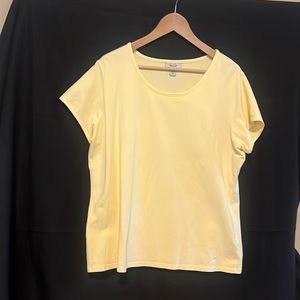 Faconnable yellow t- shirt. xL